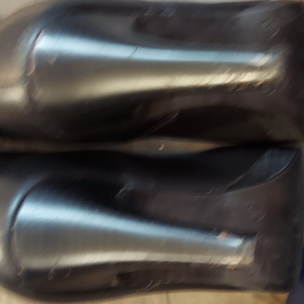 Cathy Jean - Made In Brazil- Runched Leather Heeled Boots Size 6 - Picture 6 of 6